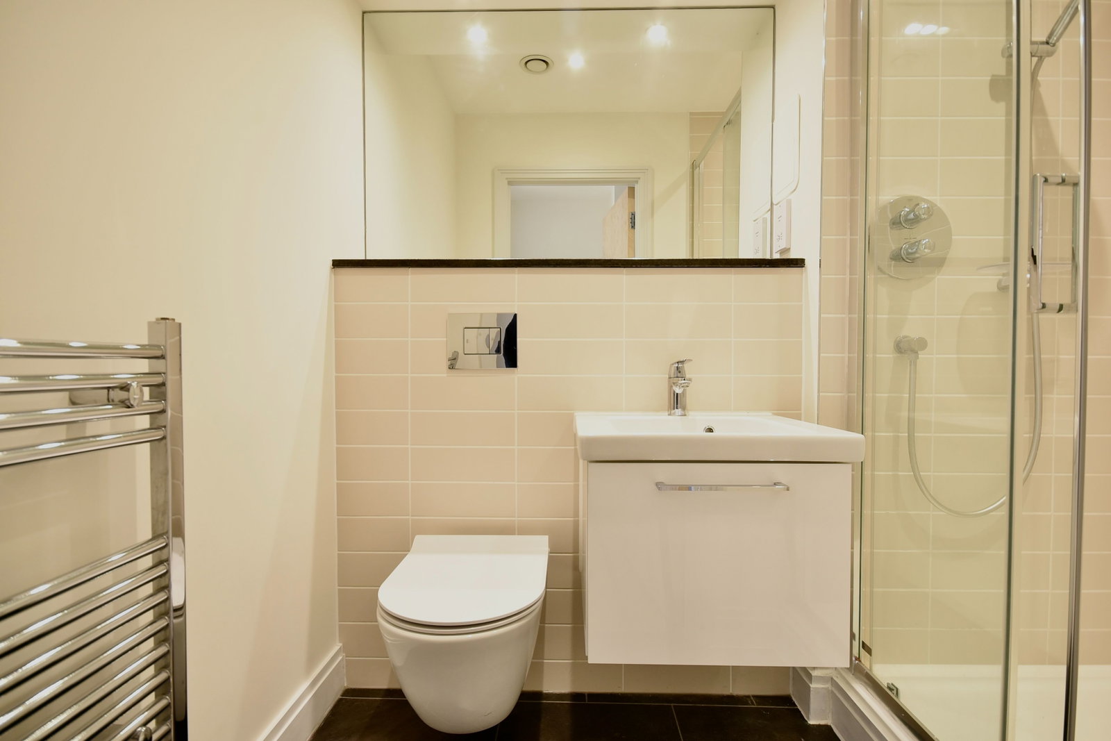 Flat in Canterbury