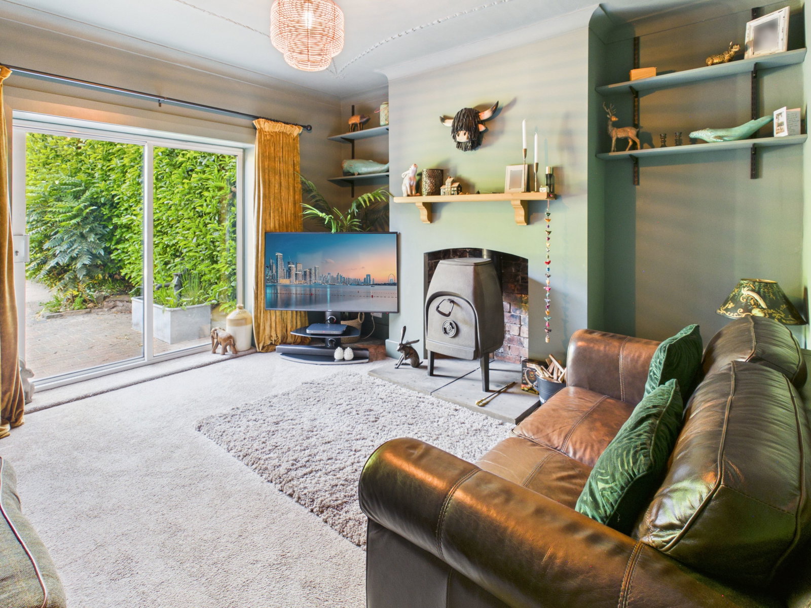 Semi Detached House in Crewe