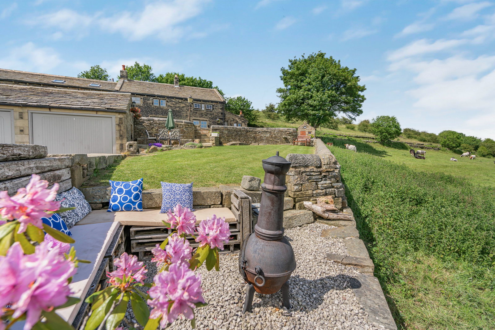 Semi Detached House in Halifax 3