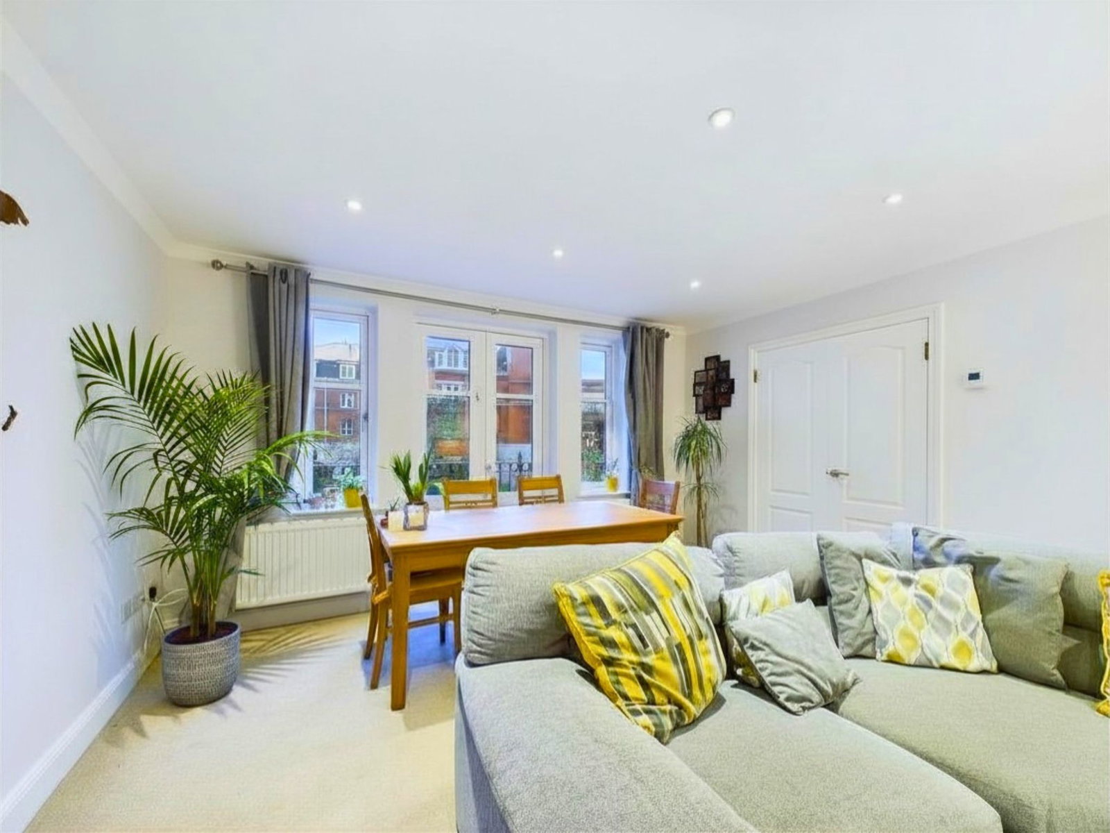 Apartment in Cheltenham