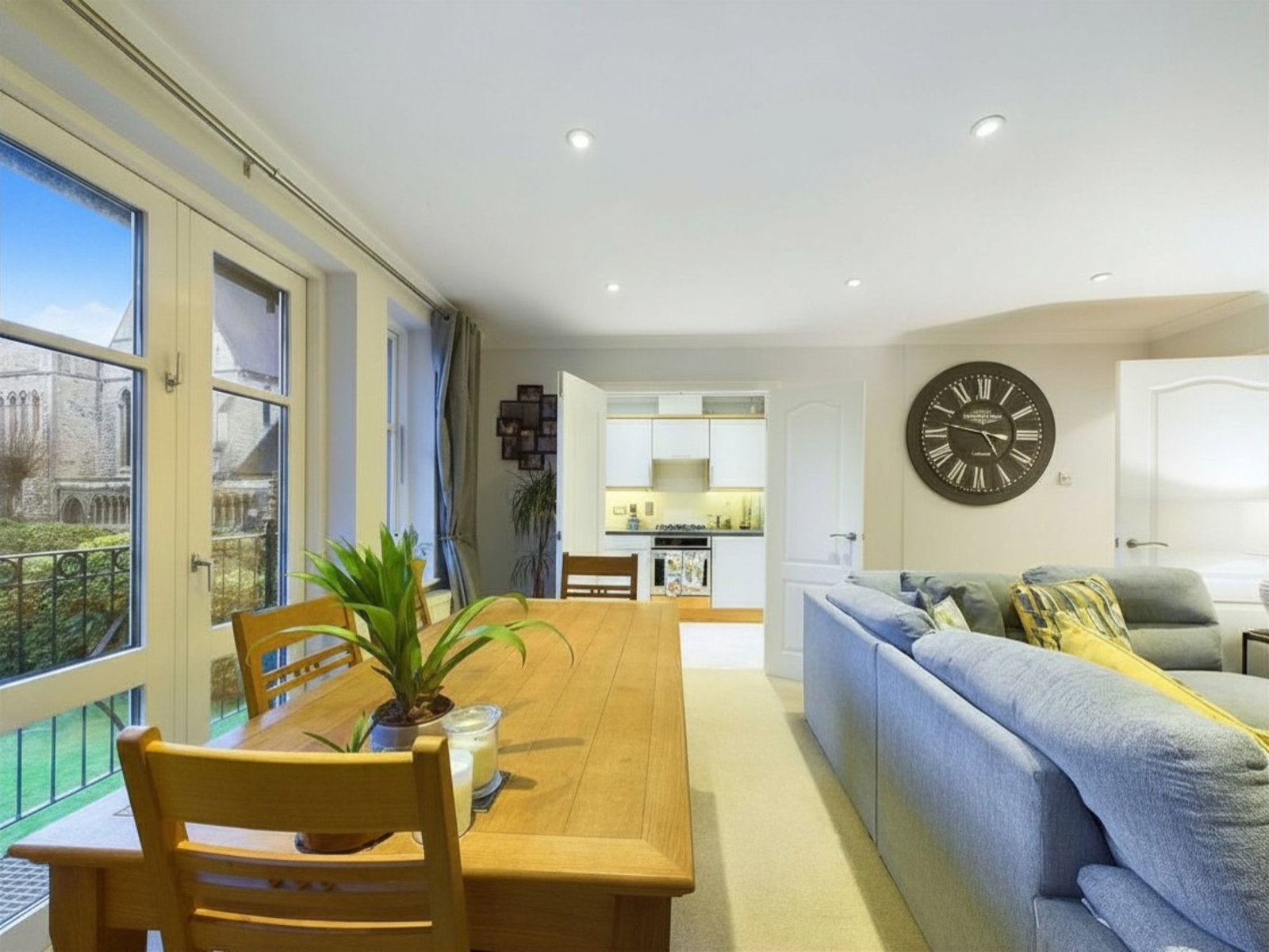 Apartment in Cheltenham