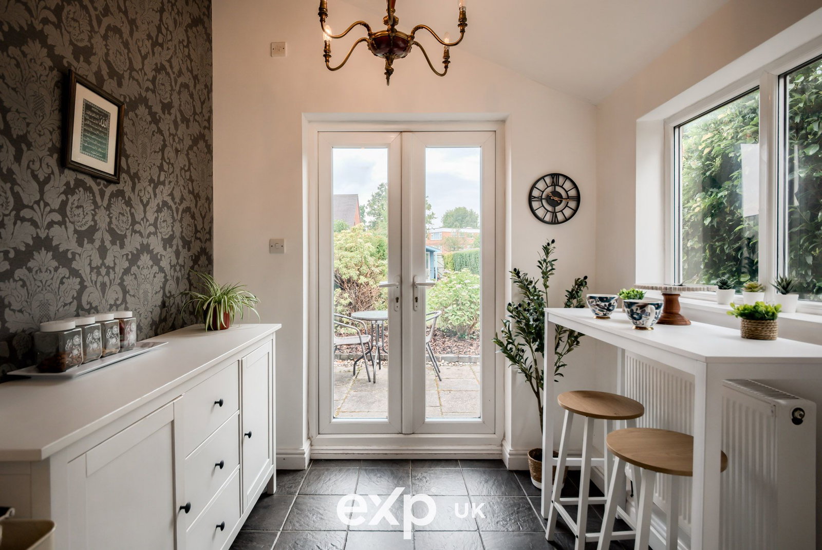 Terraced House for sale in Birmingham, Baldwins Lane, Hall Green, Birmingham, B28 0PY, 904 m²