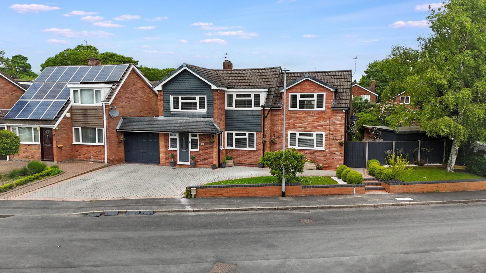 Link Detached House in Stafford