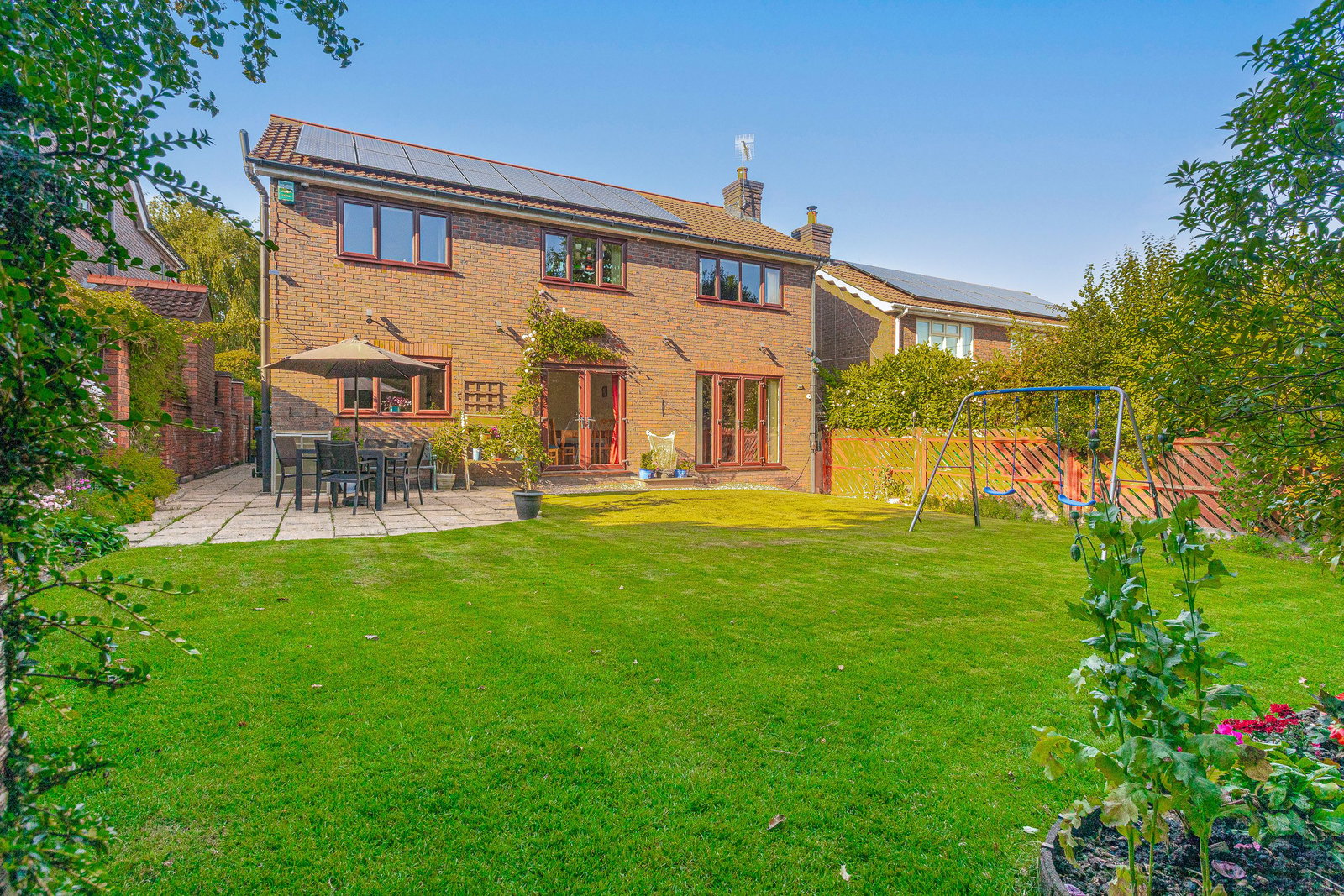 Detached House in Markfield
