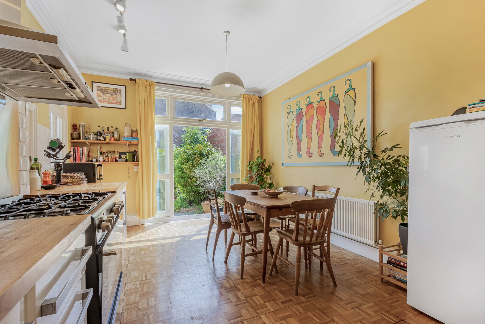 Terraced House for sale in London, Park Avenue North, N8