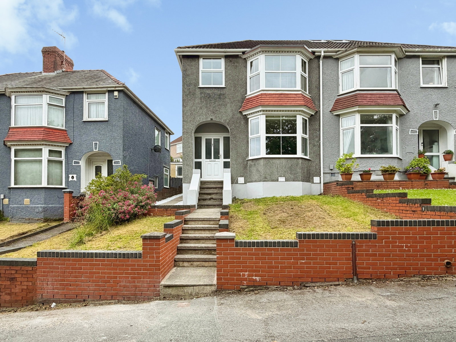 Semi Detached House in Swansea