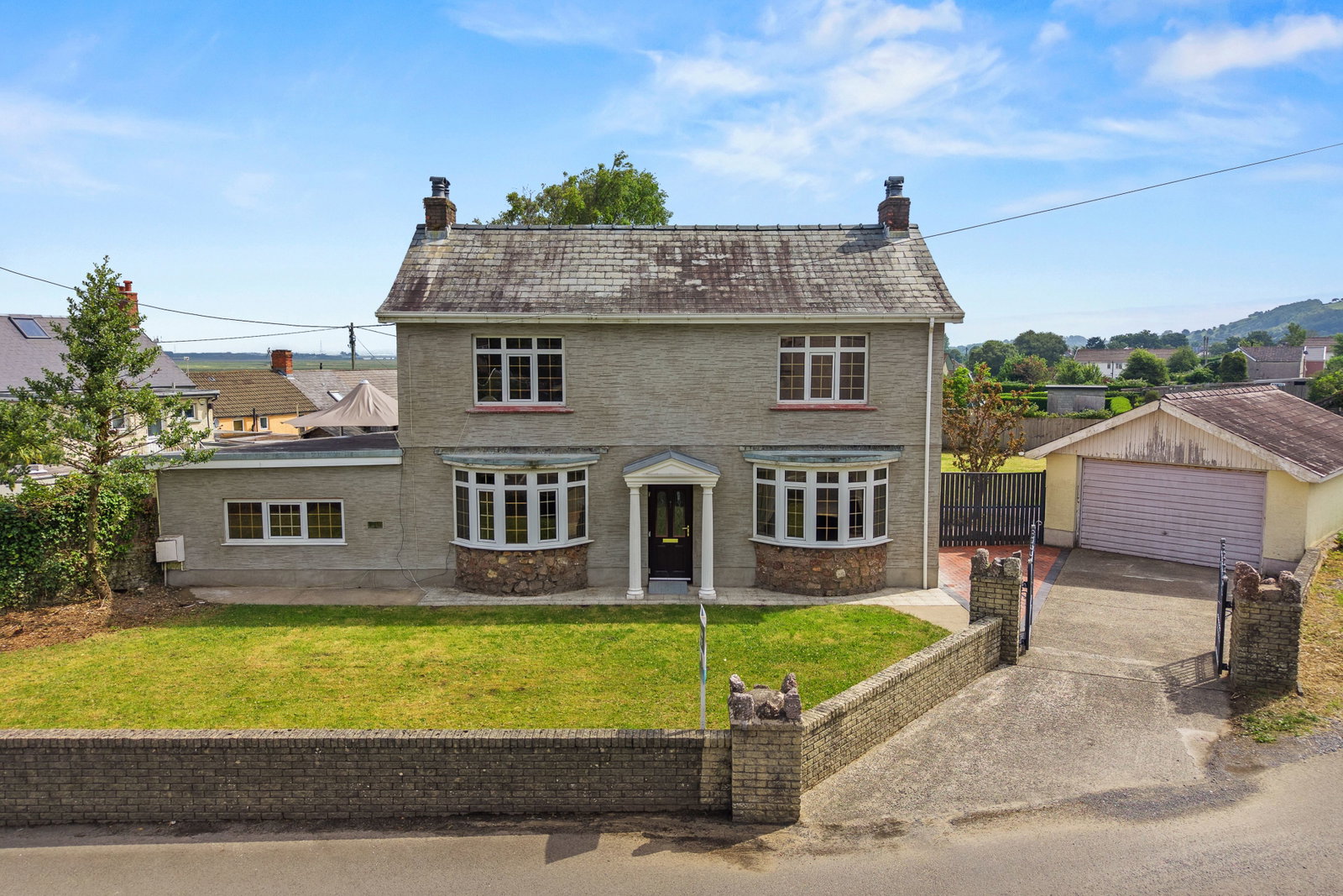 Detached House in Swansea
