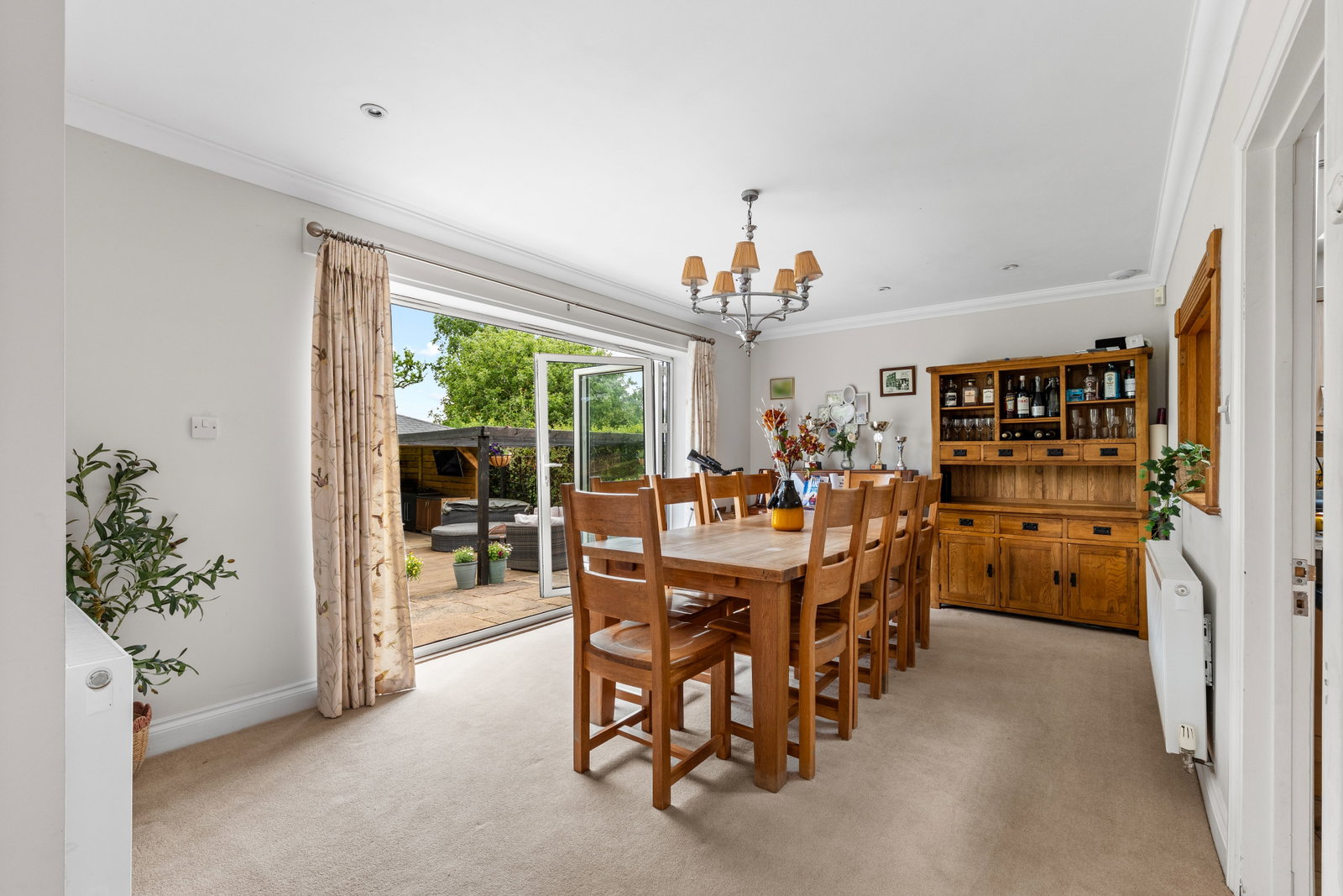 Bungalow in Reigate