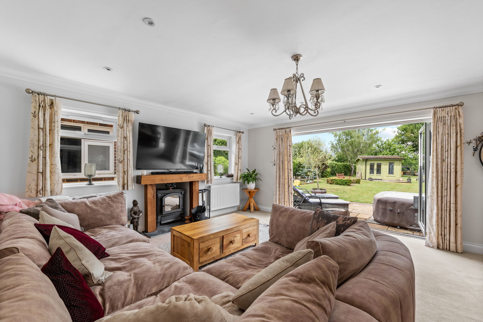 Bungalow in Reigate