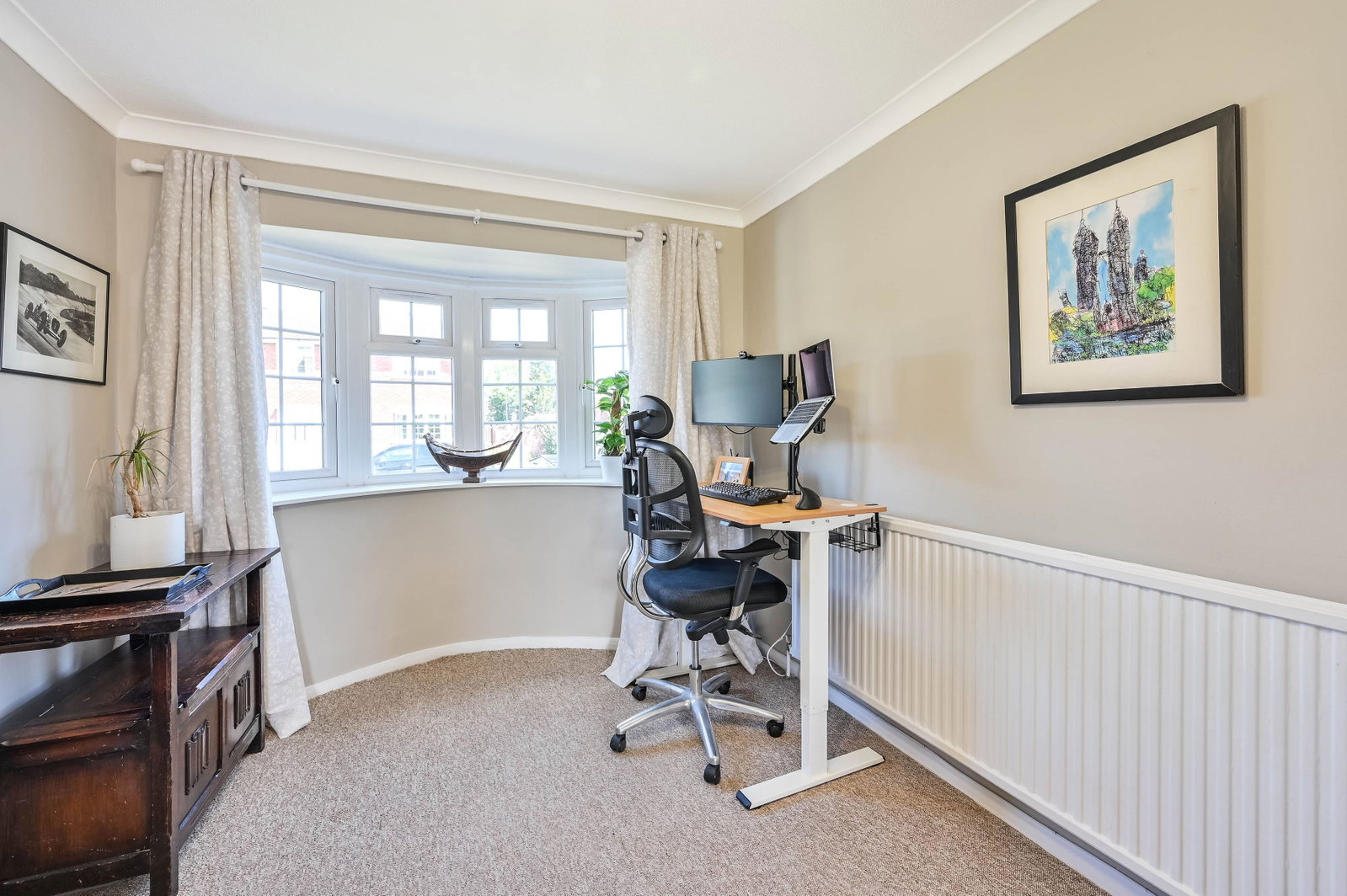 Terraced House in Guildford