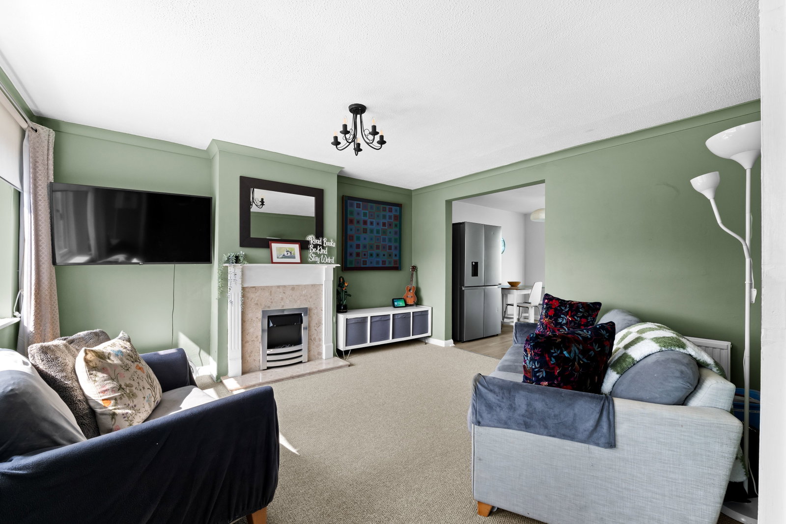 Semi Detached House in South Croydon