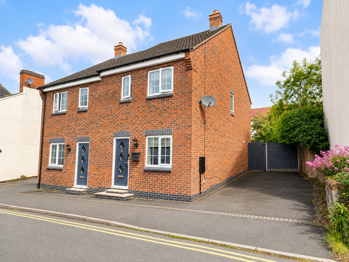 Semi Detached House in Coalville