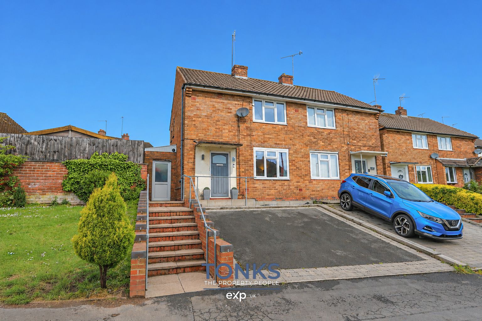 Semi Detached House in Brierley Hill