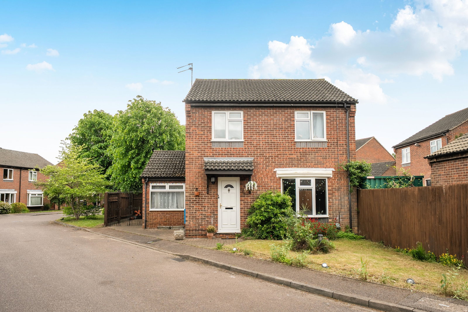 Detached House in Bedford