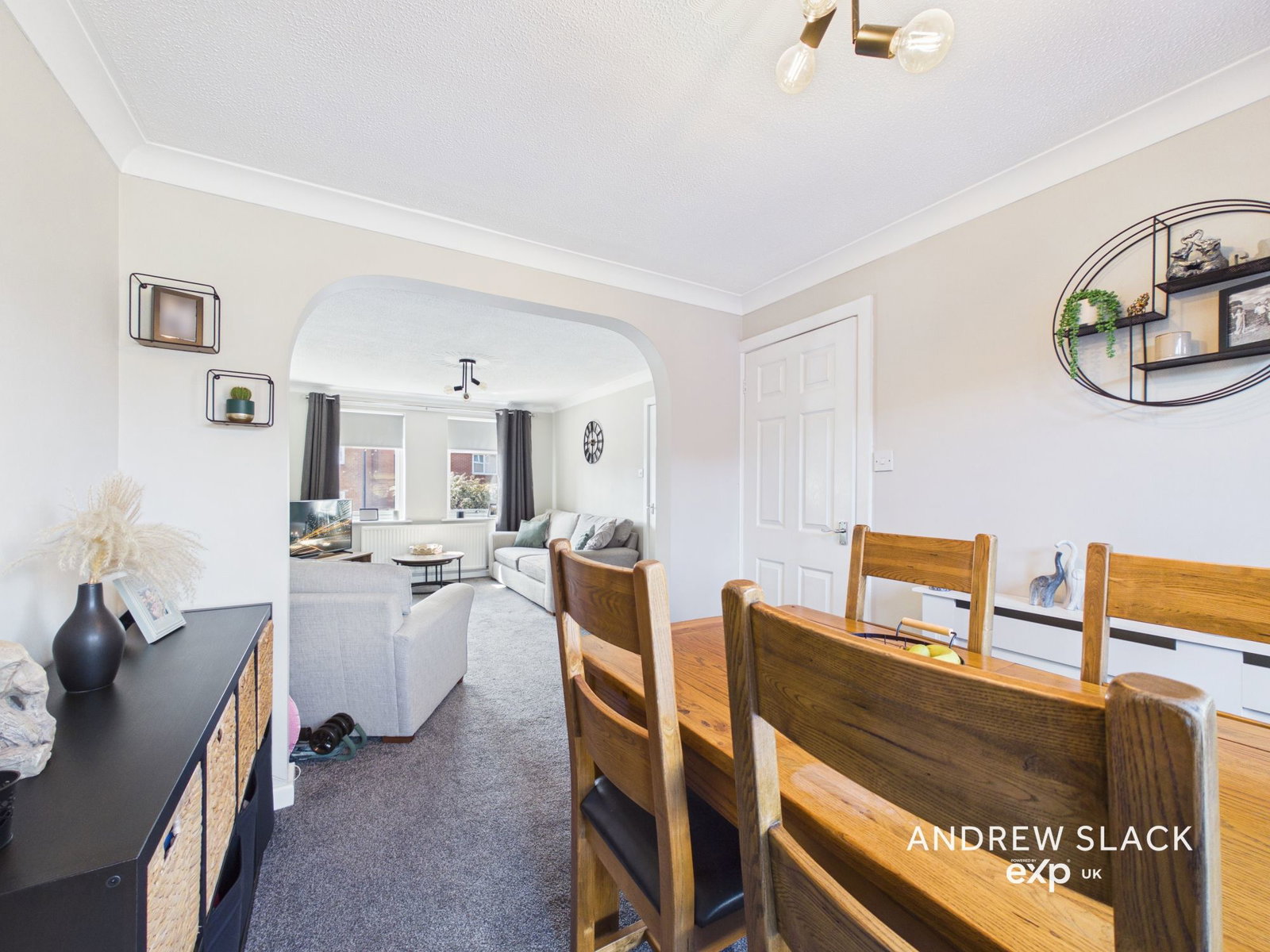 Semi Detached House in Mansfield