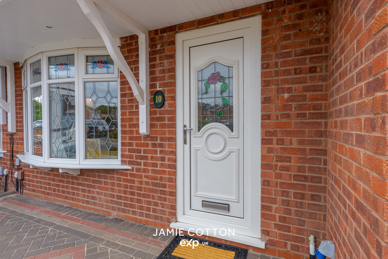 Semi Detached House in Tipton