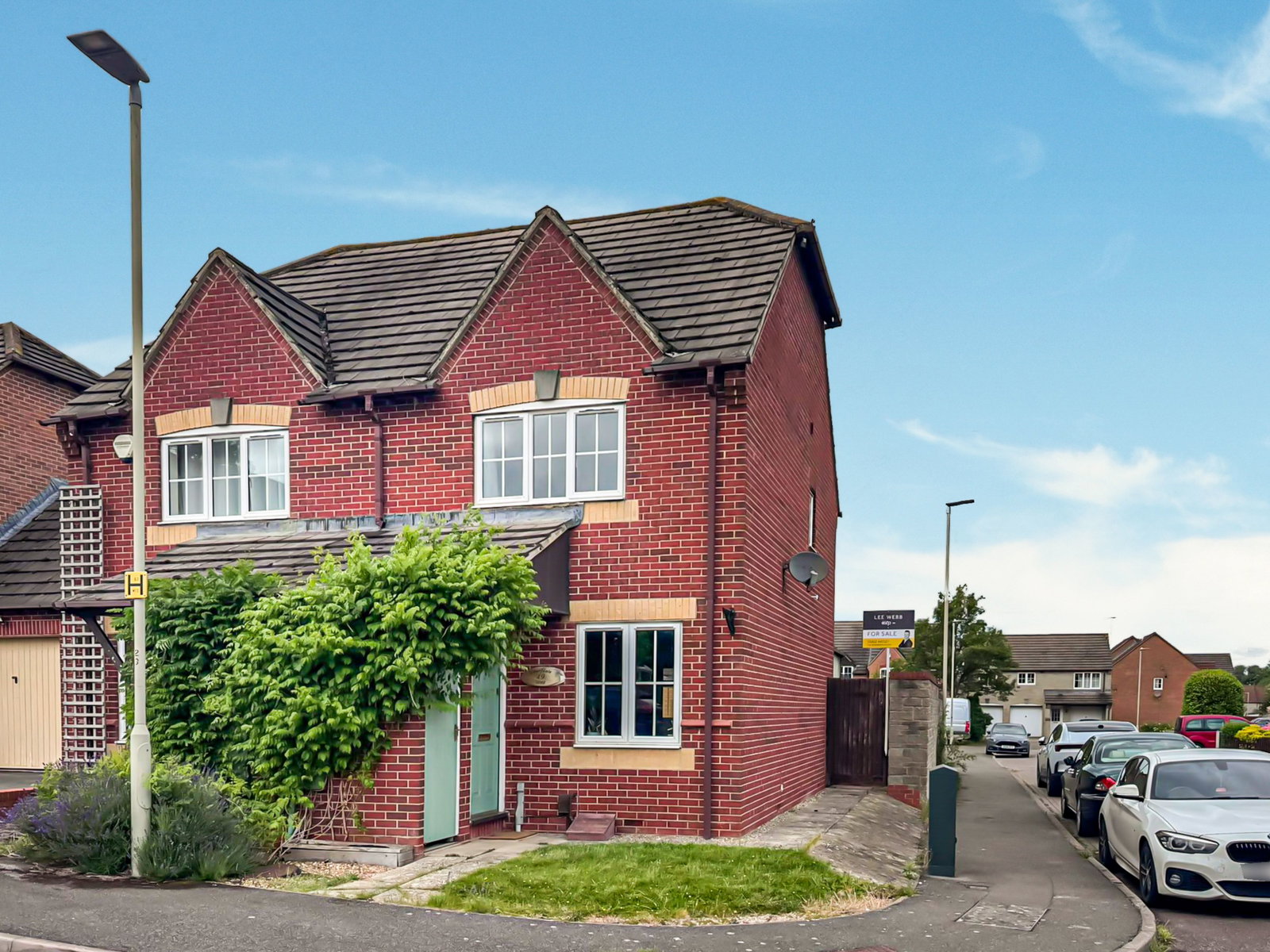 Semi Detached House in Gloucester