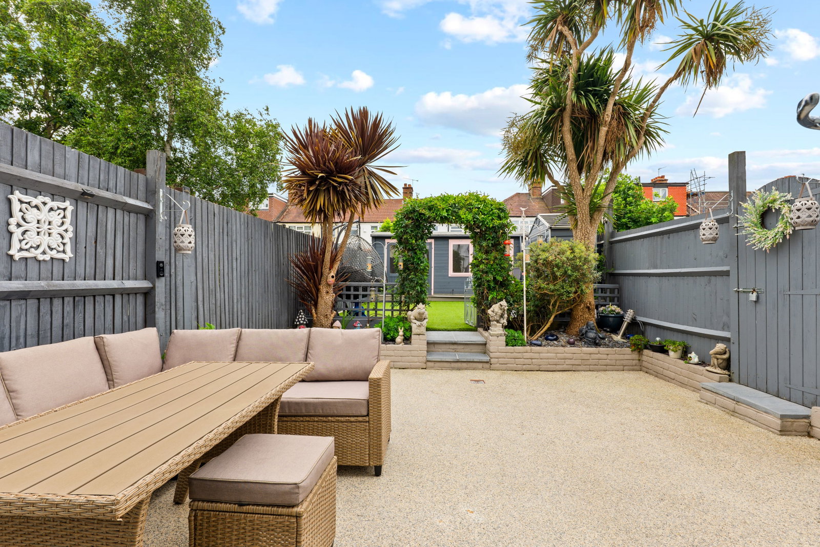 End Of Terrace House in Croydon