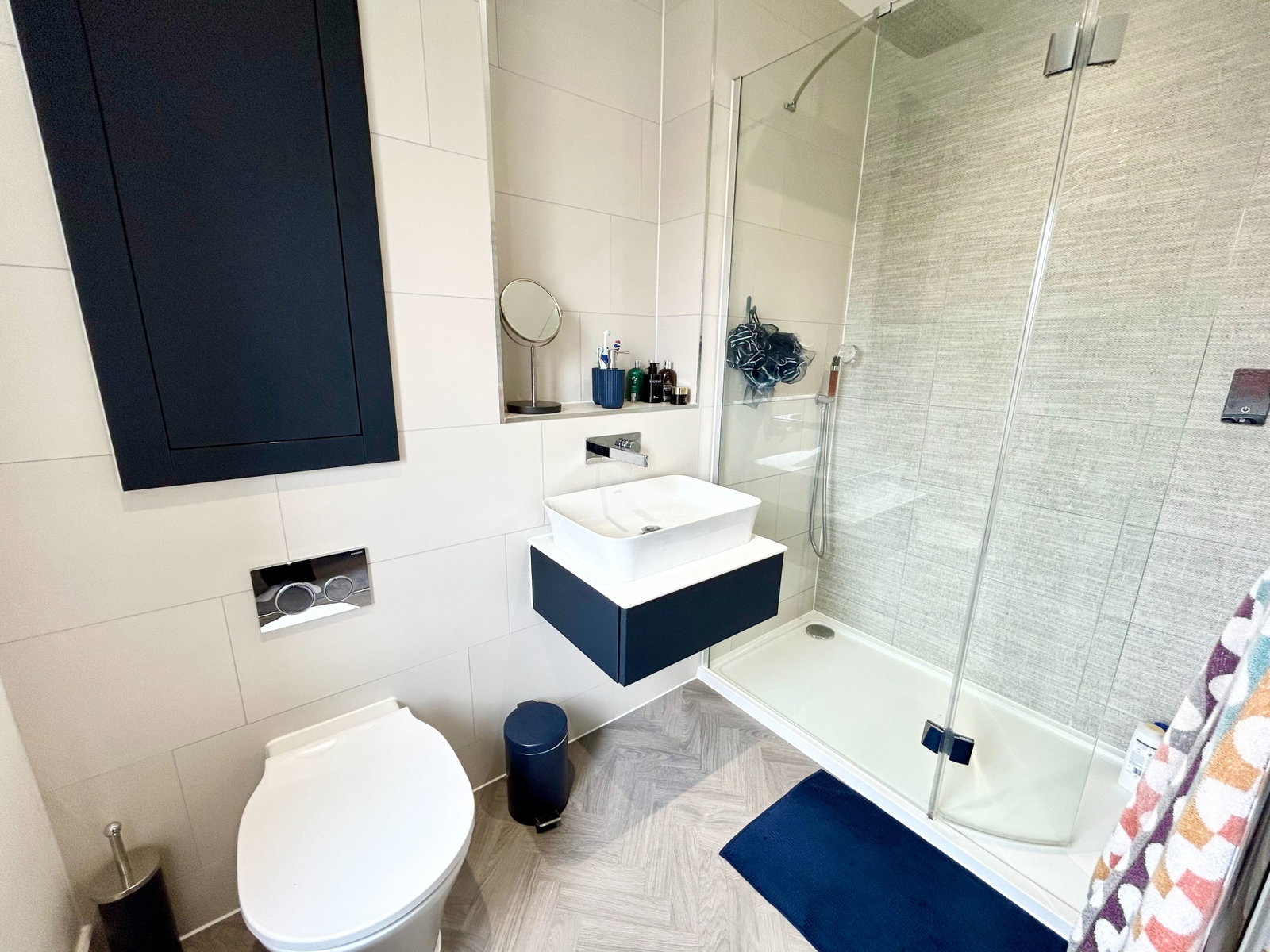 Semi Detached House for sale in Swadlincote, Moonstone Way, Newhall, Swadlincote, Derbyshire, DE11 0WZ
