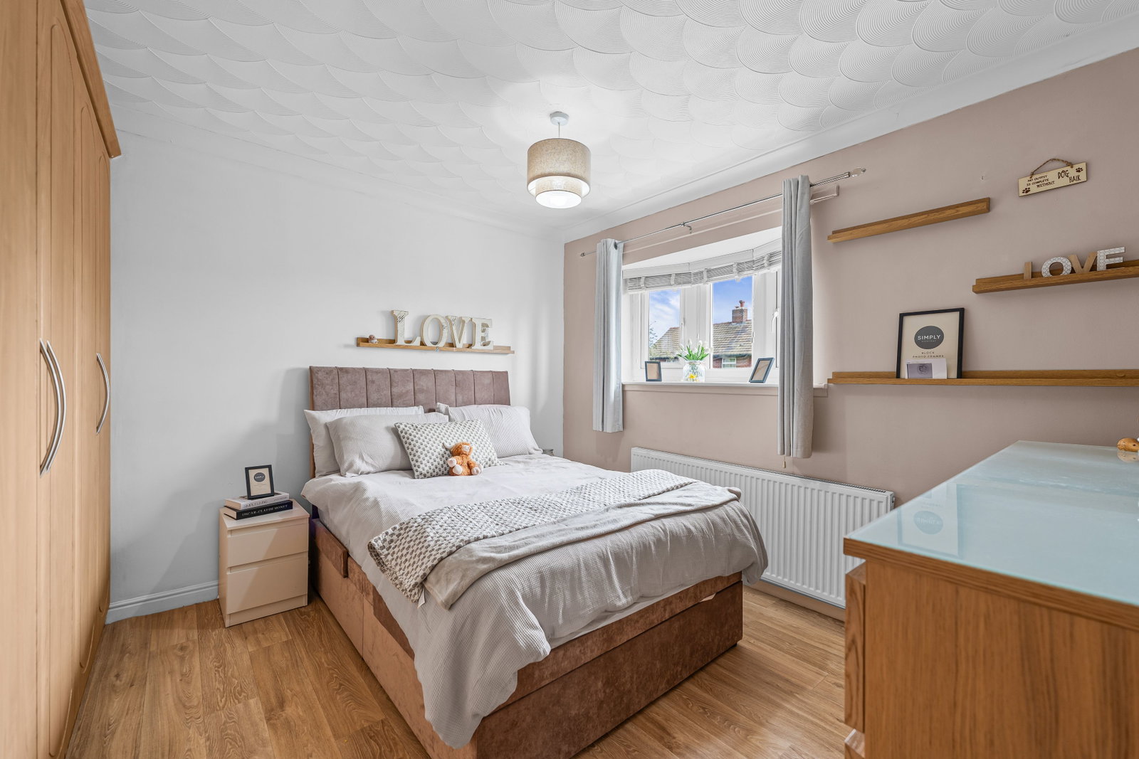 Semi Detached House in Barnsley