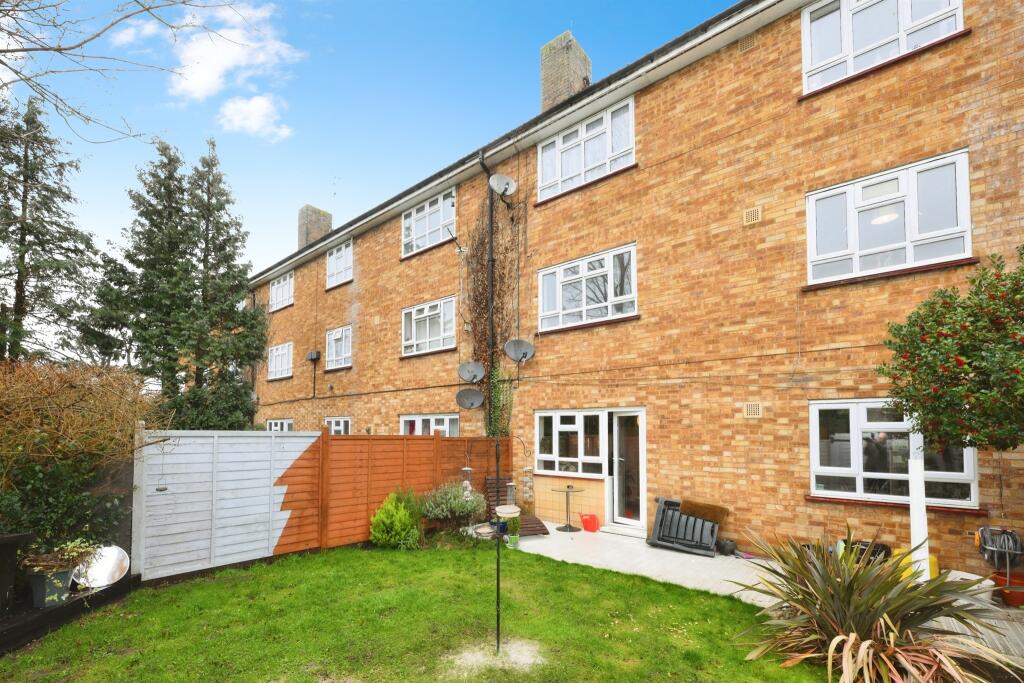 Flat in Hertford