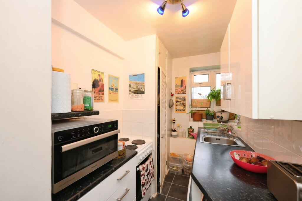 Flat in Hertford