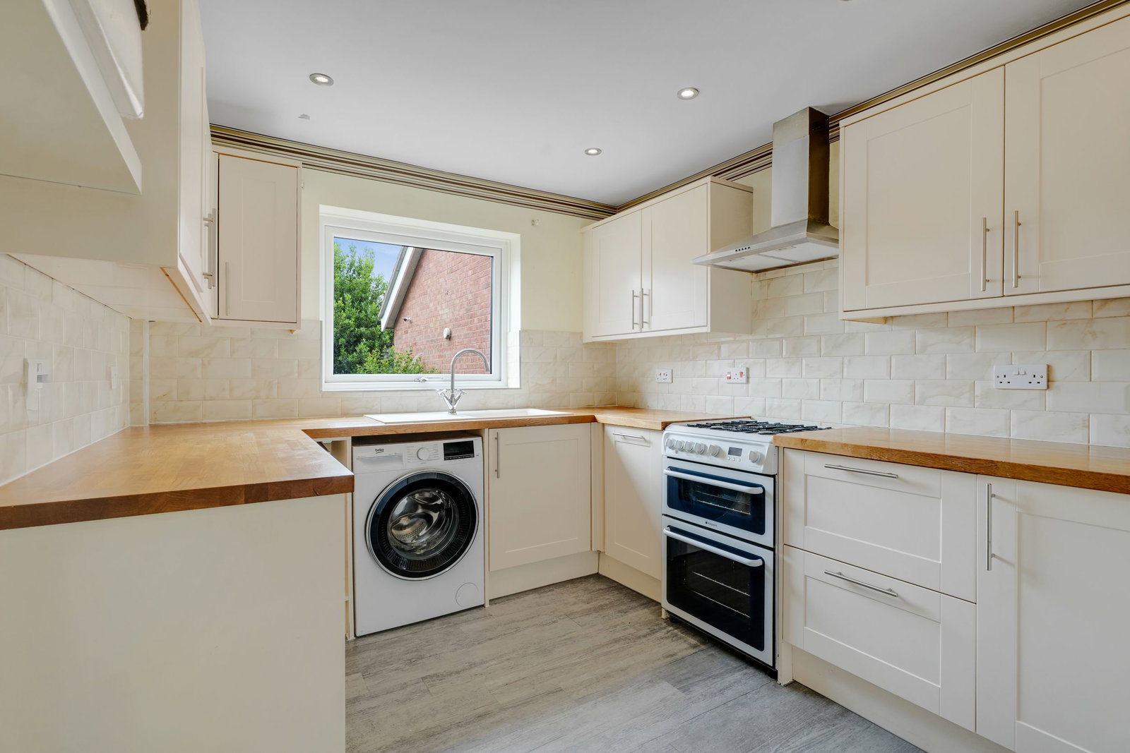 Bungalow in Milton Keynes
