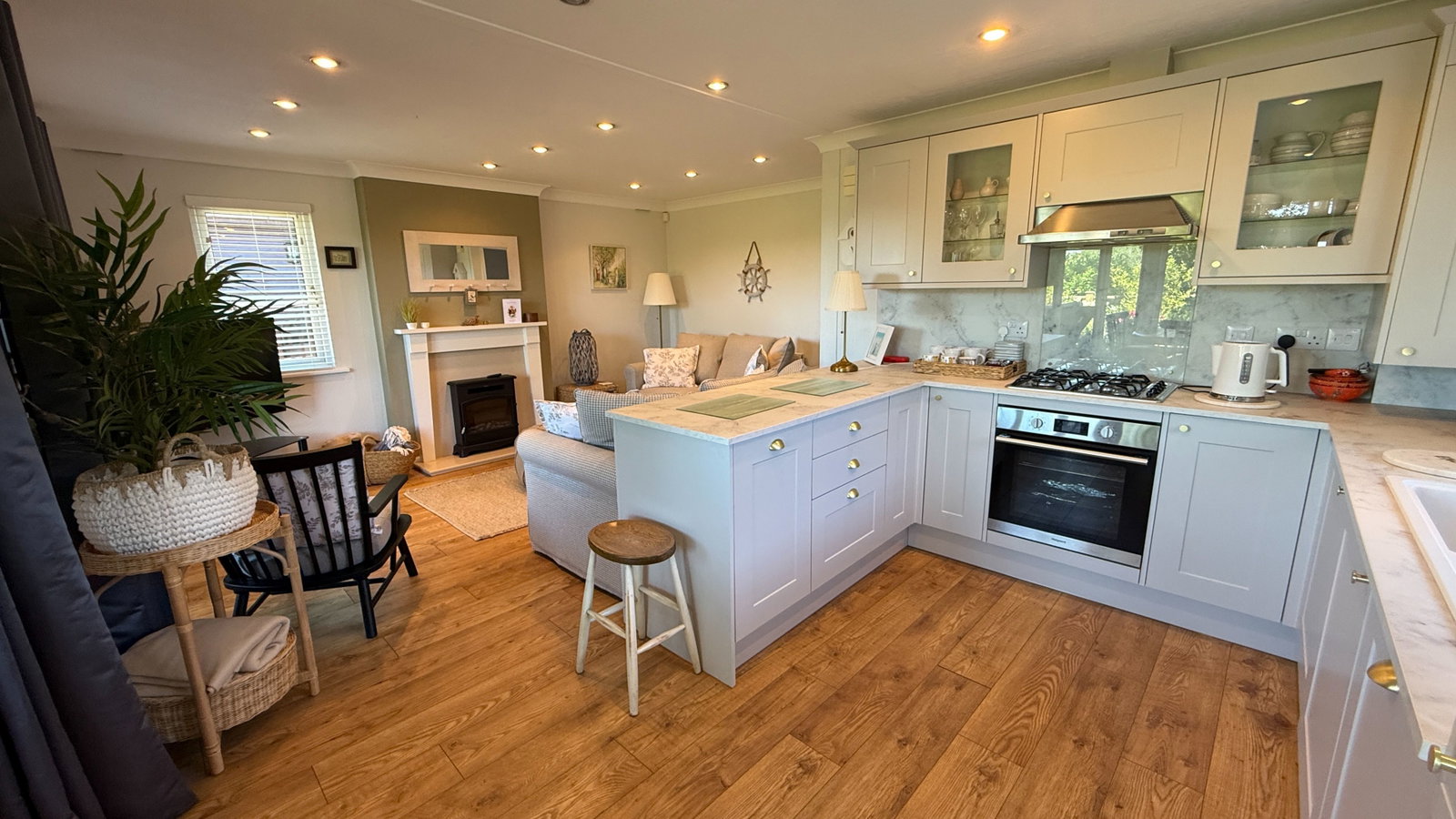 Lodge for sale in Modbury, The Thatches Holiday Park, Modbury, 591 m²