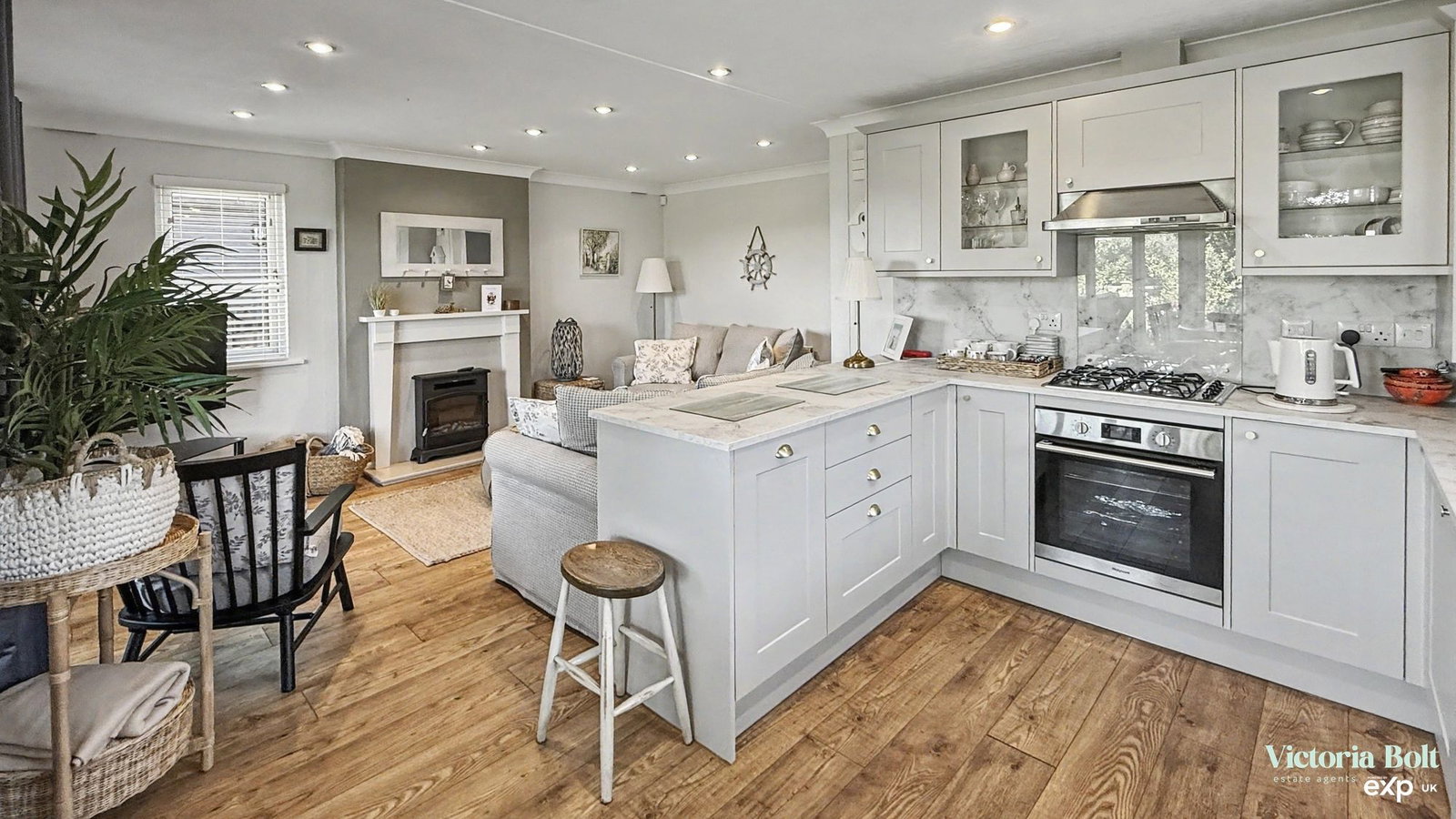 Lodge for sale in Modbury, The Thatches Holiday Park, Modbury, 591 m²