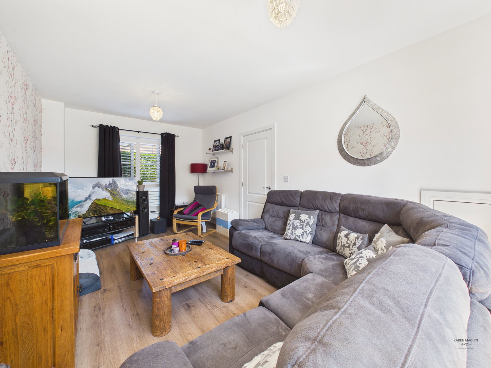 Semi Detached House in Rochester