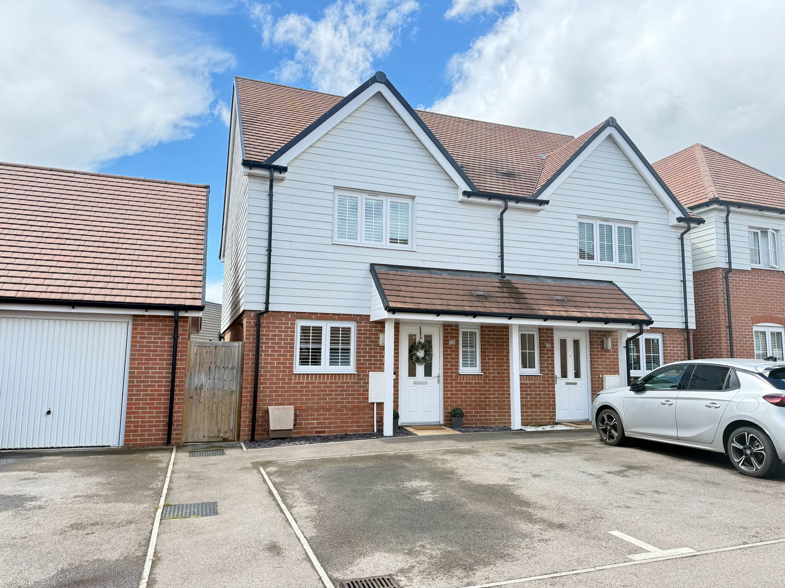 Semi Detached House in Kent