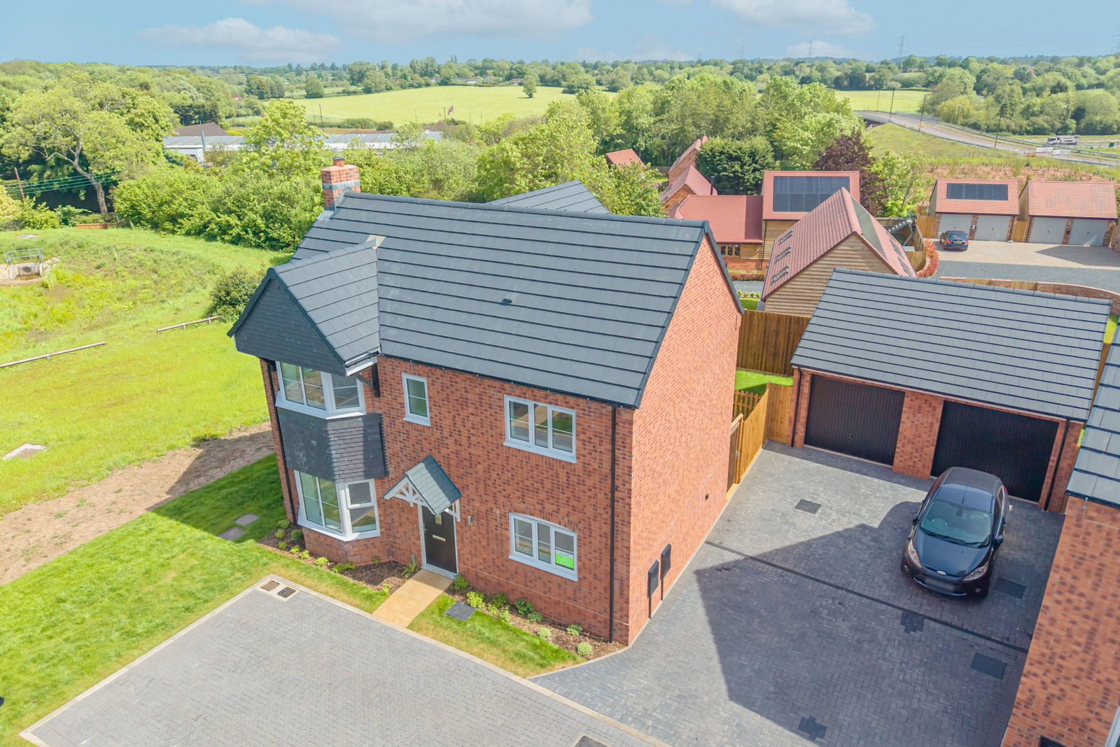 Detached House in Coventry