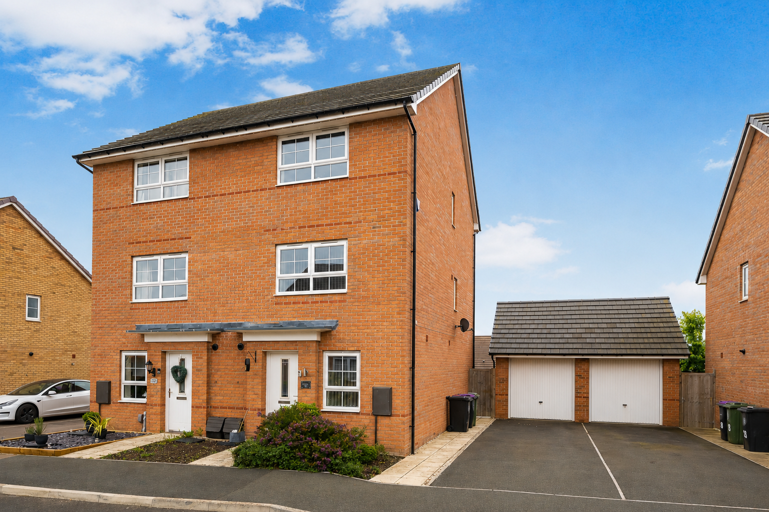 Semi Detached House in Grantham