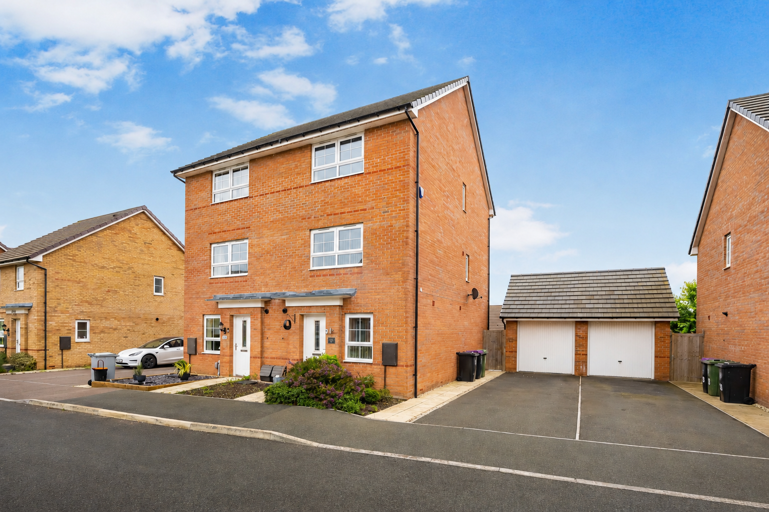 Semi Detached House in Grantham
