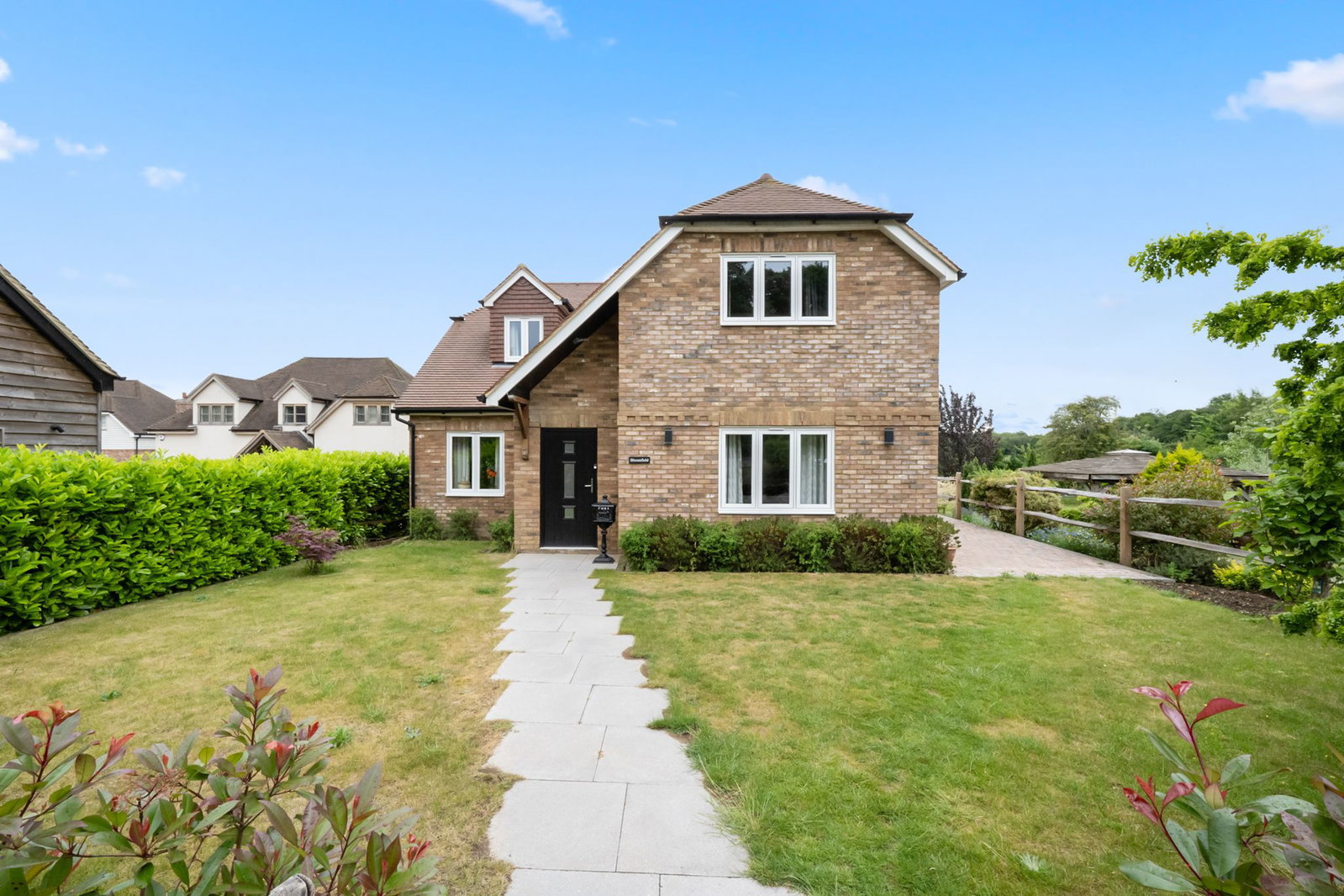 Detached House in Ashford