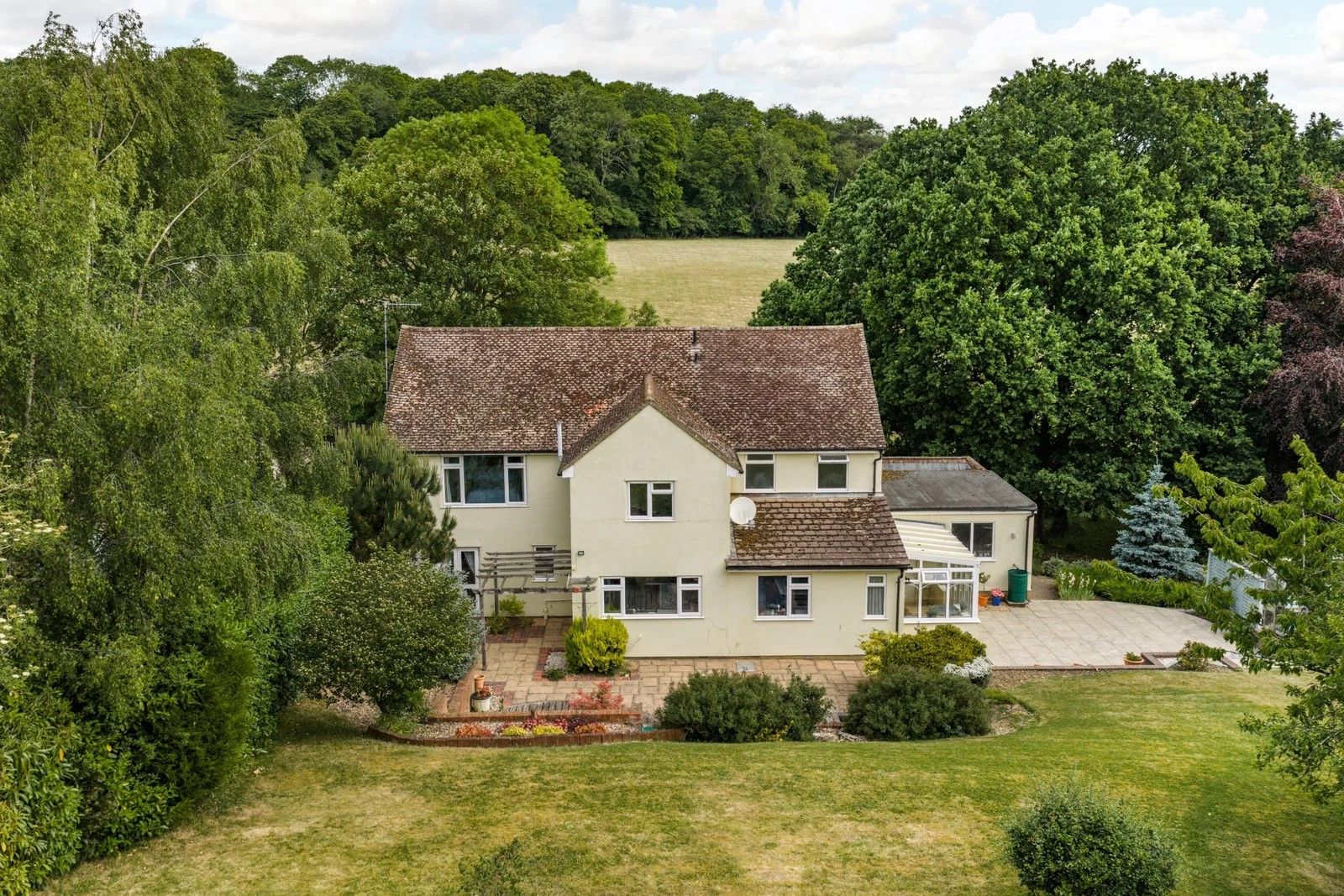 Detached House in Kings Langley 2