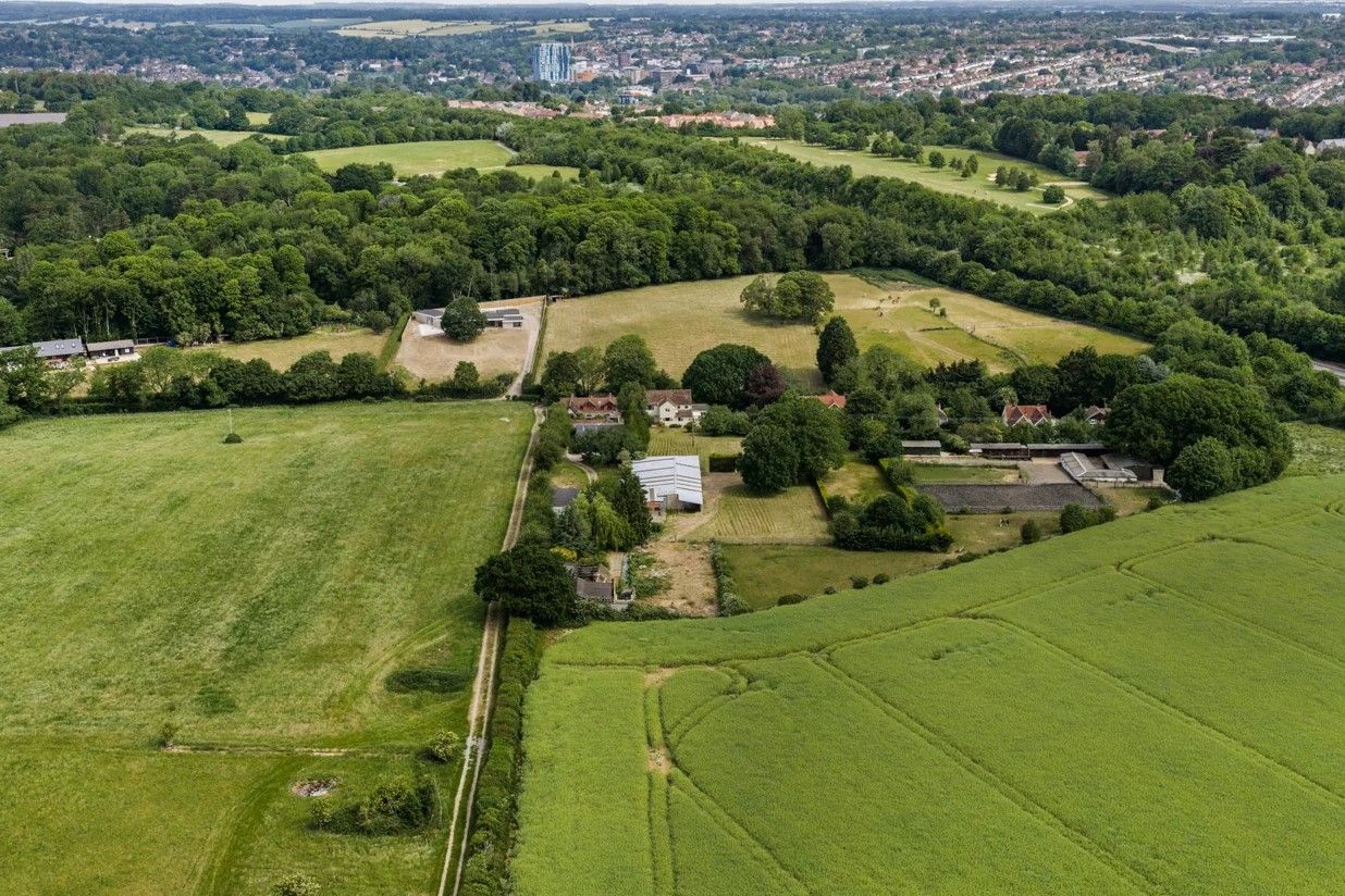 Detached House in Kings Langley