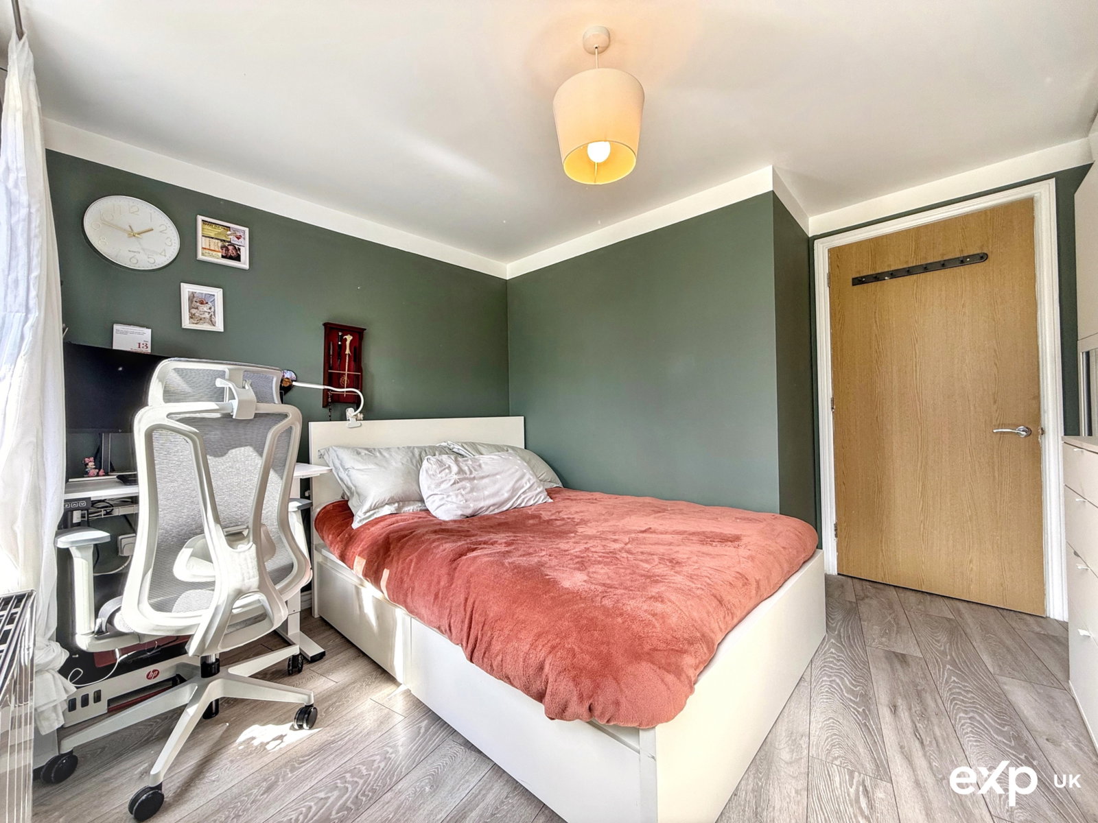 Flat in Aylesbury
