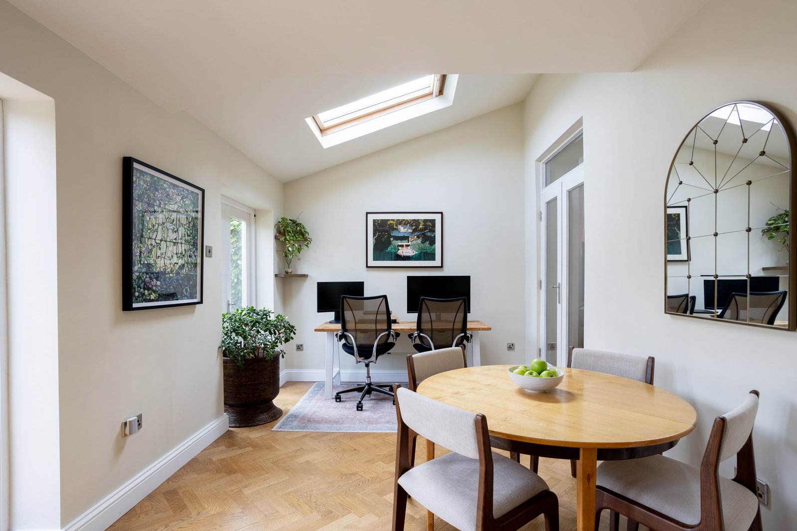 Semi Detached House in York