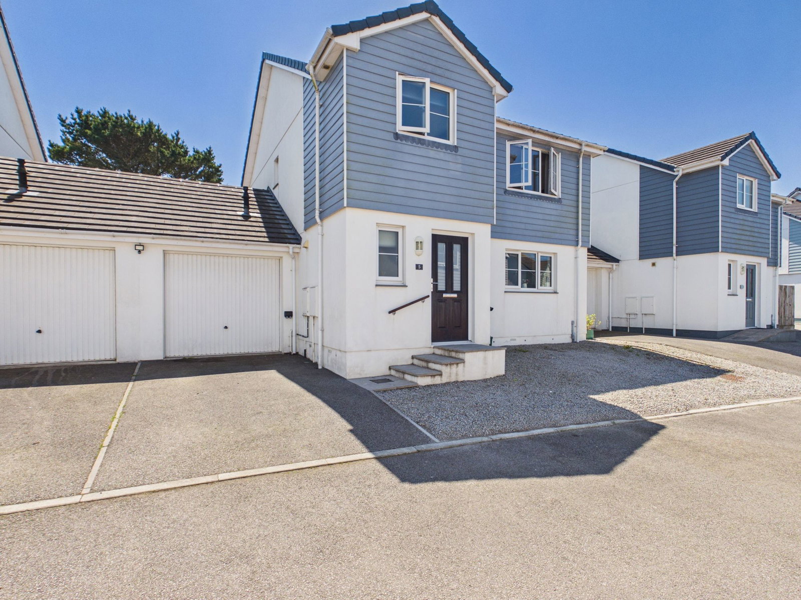 Link Detached House in Redruth