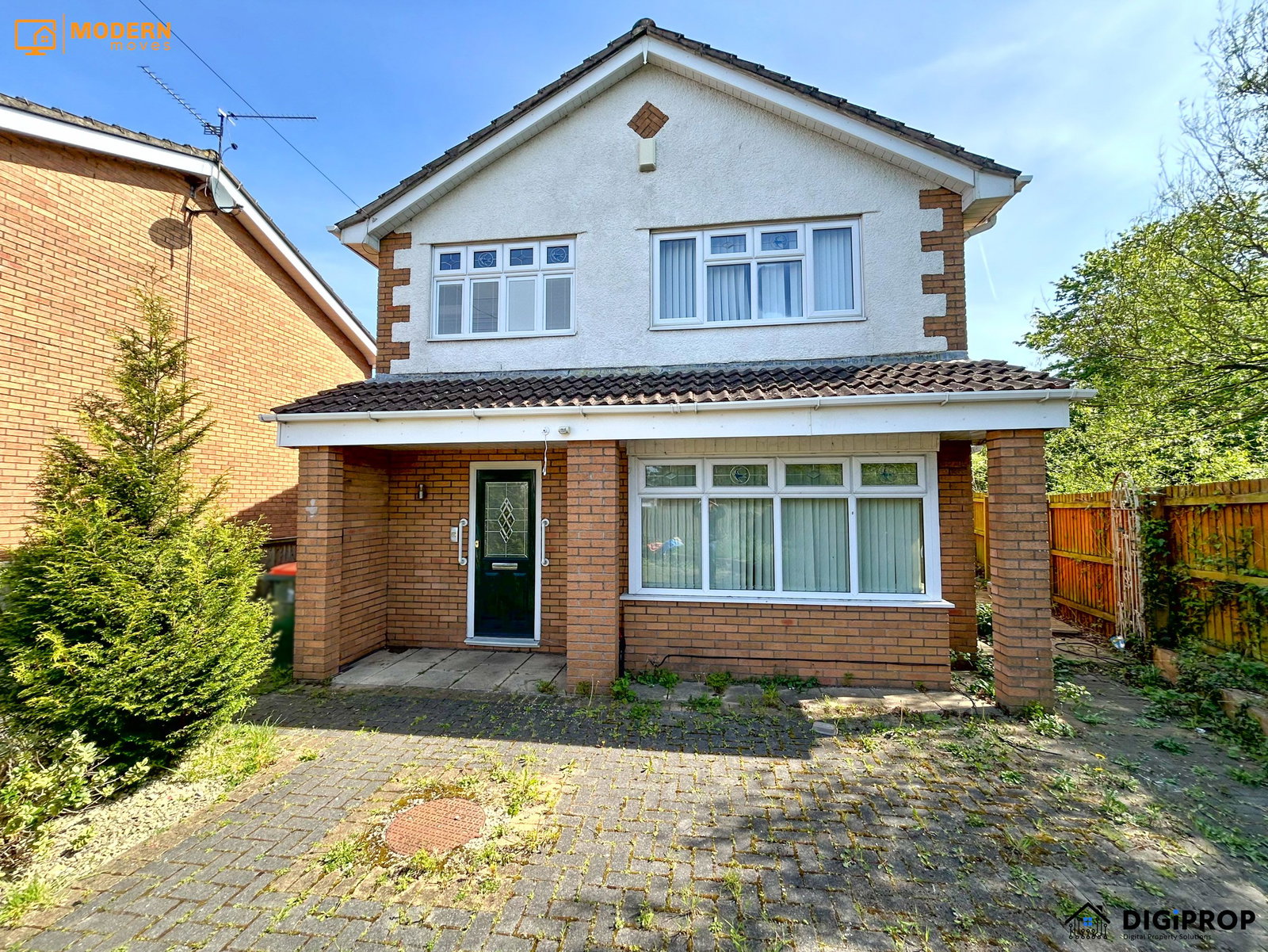 Detached House in Newport