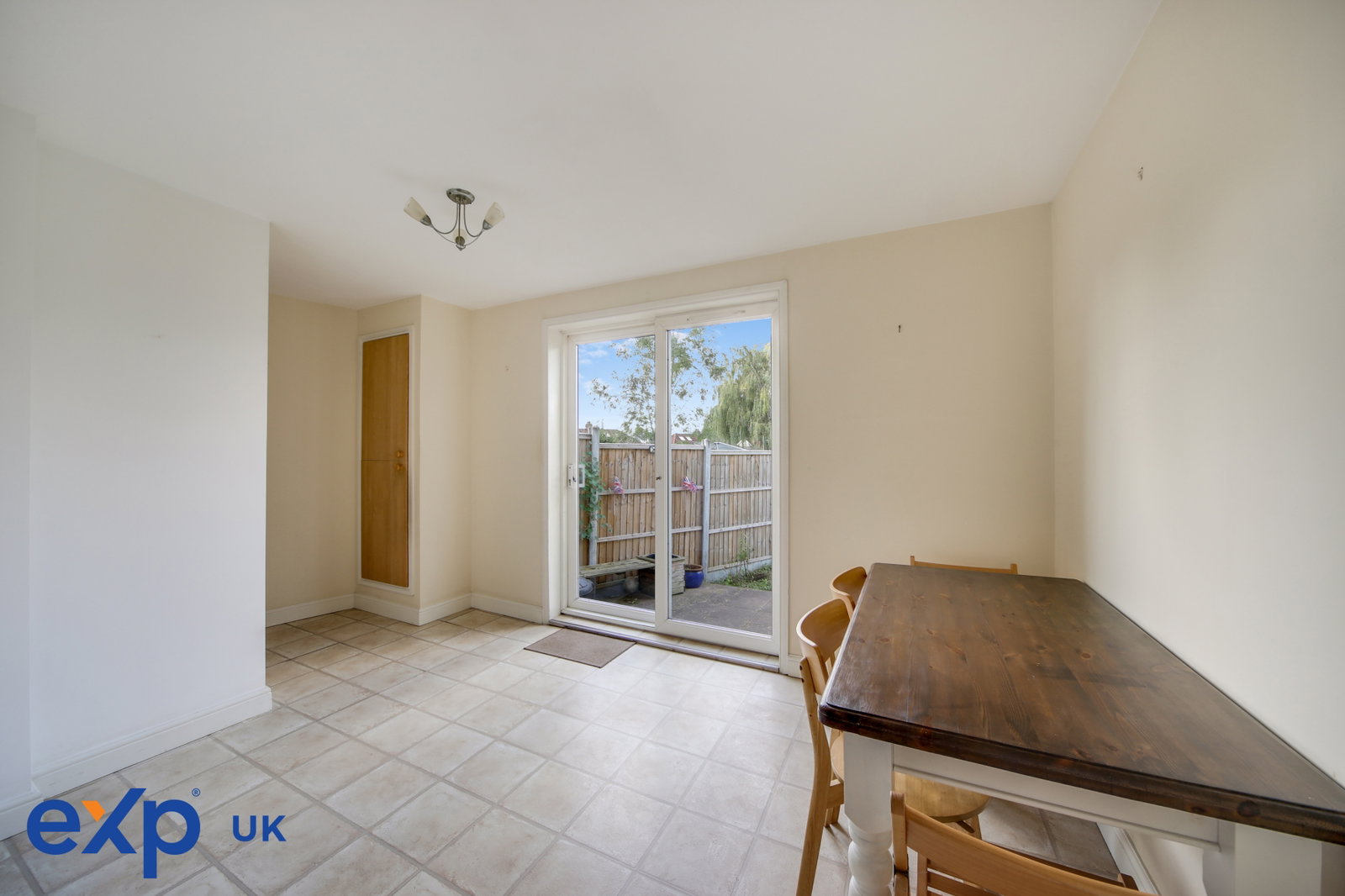 Terraced House for sale in Romford, Berkeley Avenue, Coller Row, RM5