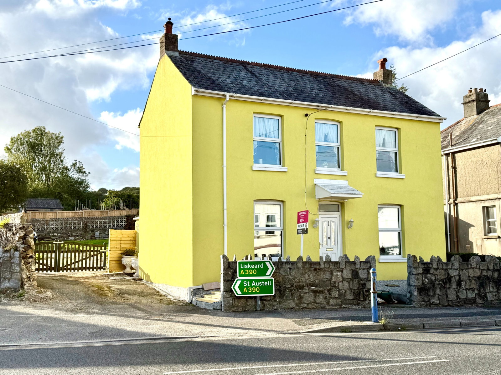 Detached House for sale in Par, Rose Hill, St Blazey, PL24