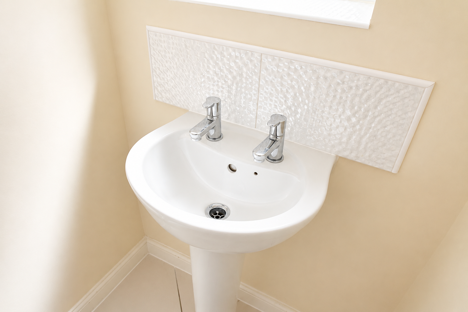 Terraced House in Telford