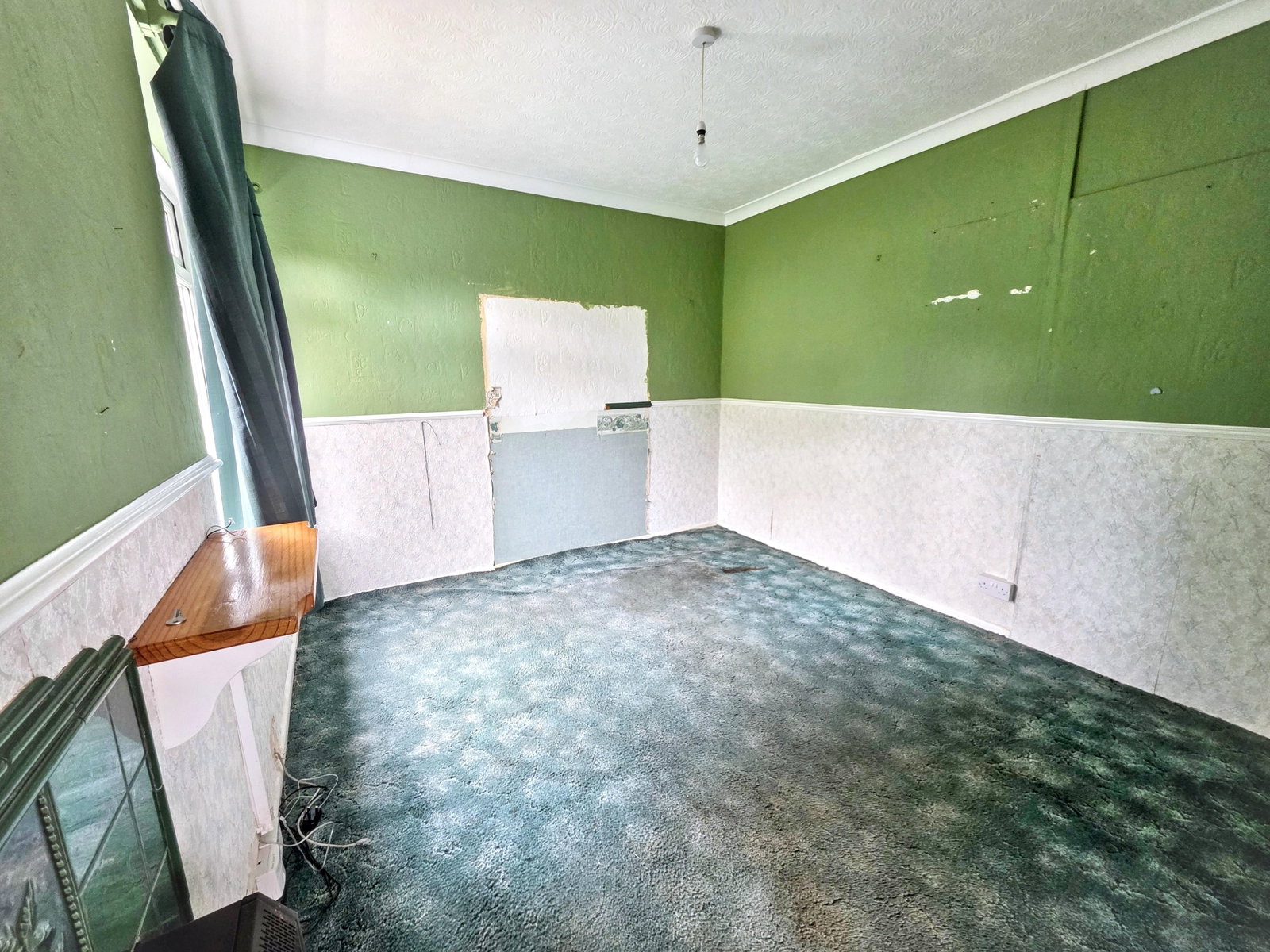 Semi Detached House in Plymouth