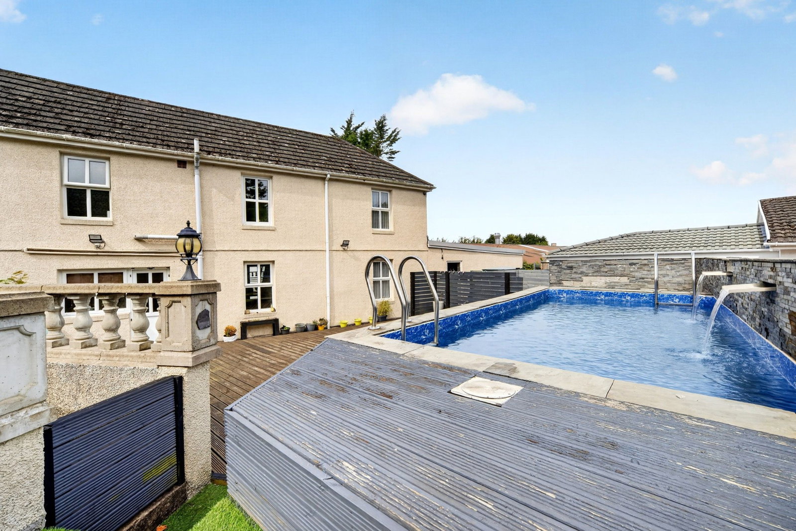 Detached House in Swansea