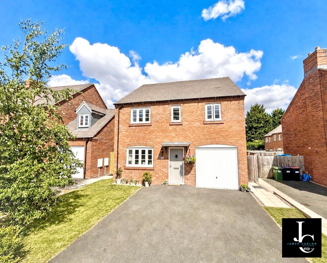 Detached House in Telford