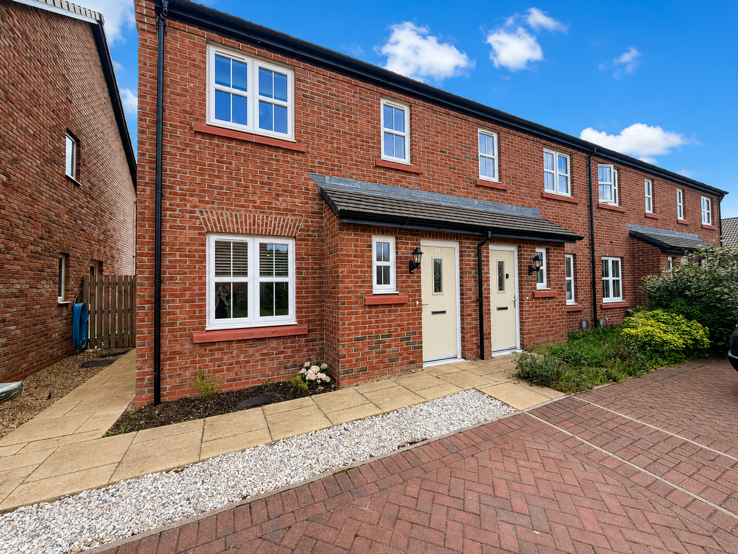 Semi Detached House in Brampton