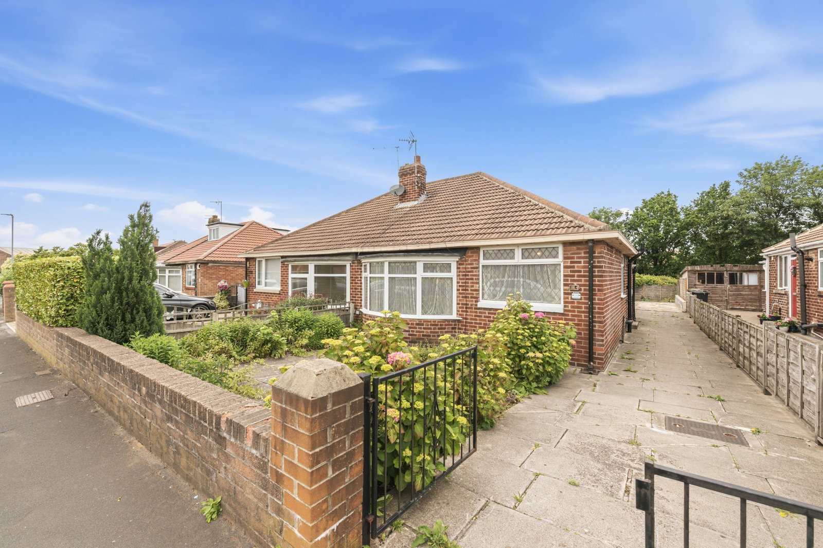 Semi Detached Bungalow in Leeds