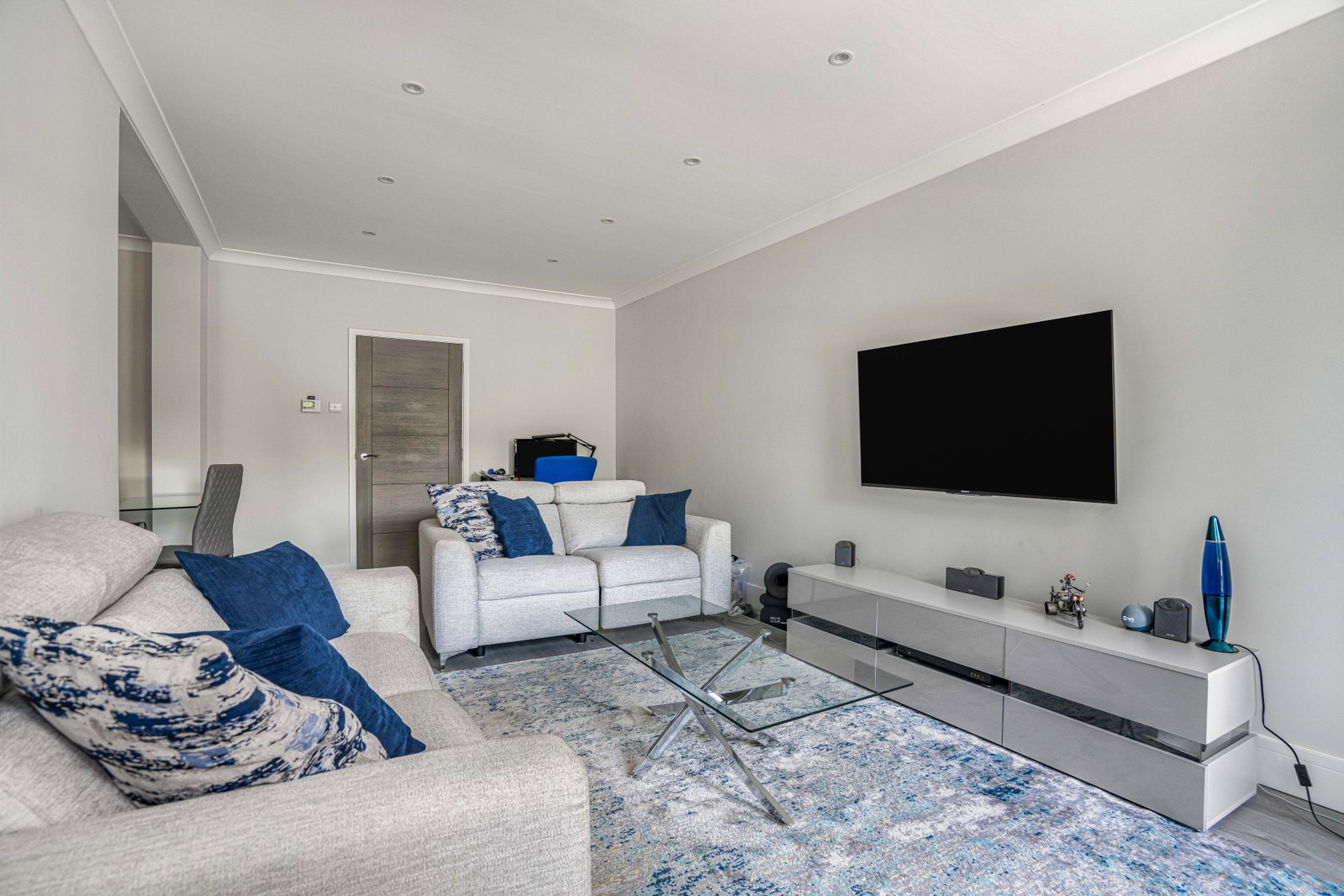 Apartment in Gerrards Cross